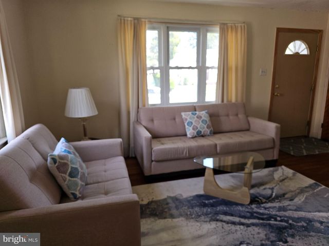 55 SHEPHERD RD, Cherry Hill, NJ 08034