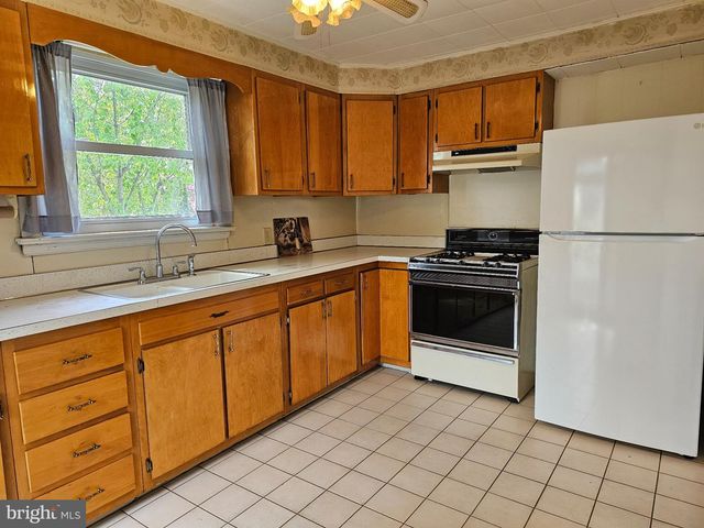 55 SHEPHERD RD, Cherry Hill, NJ 08034