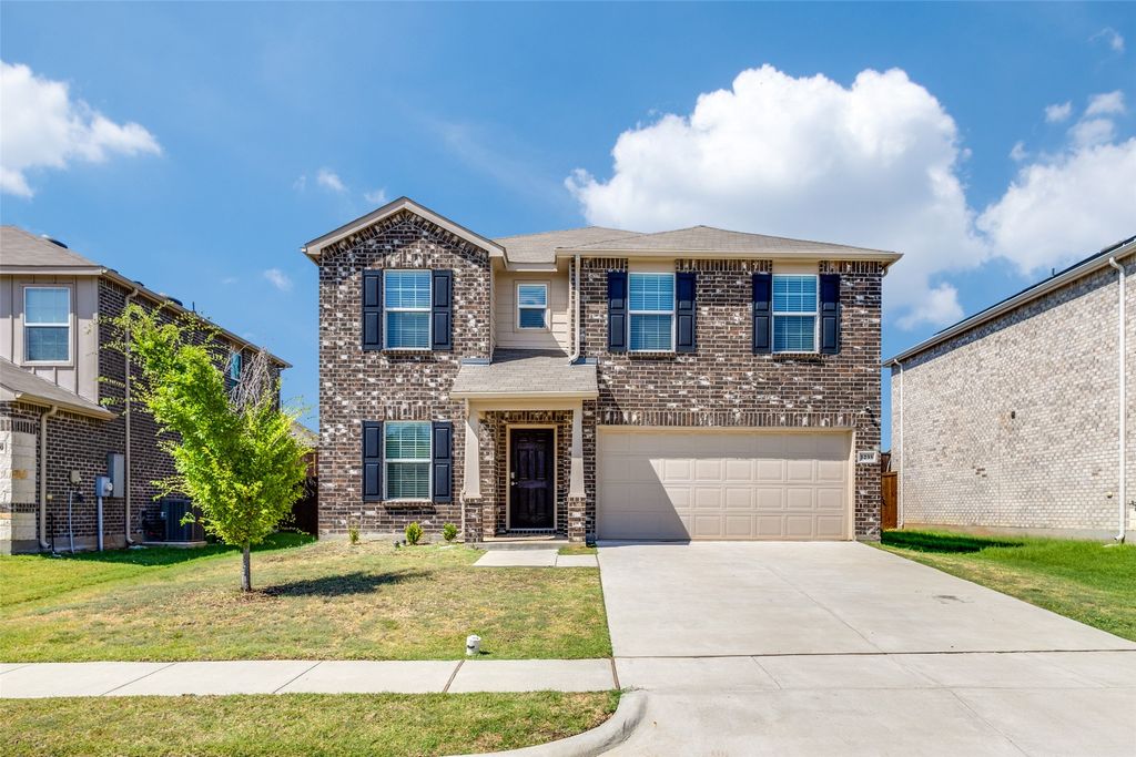 1233 Trace Drive, Aubrey, TX 76227