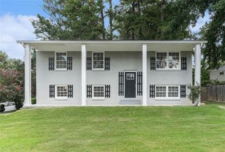 2946 CARRIAGE Lane, Atlanta, GA 30349