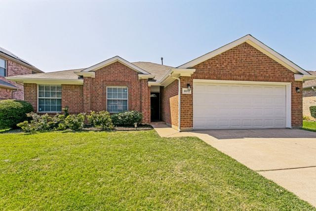 3012 Berkshire Lane, Corinth, TX 76210