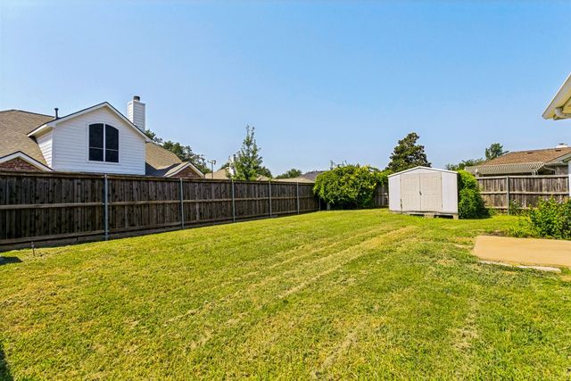 3012 Berkshire Lane, Corinth, TX 76210