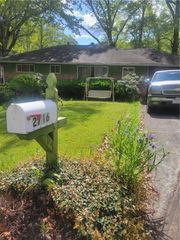 2716 Bonnybrook Drive SW, Atlanta, GA 30311