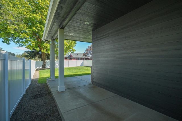 16807 E Baldwin Ave, Spokane Valley, WA 99016