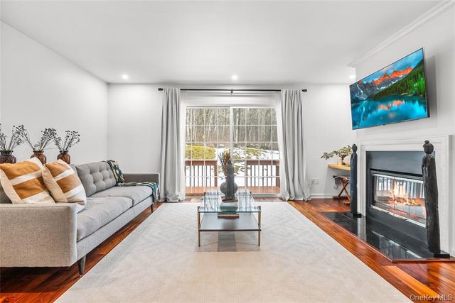503 Twin Brook Court, Carmel, NY 10512