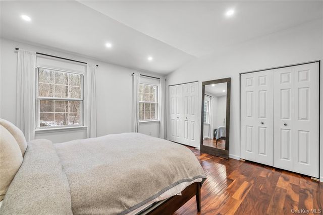 503 Twin Brook Court, Carmel, NY 10512