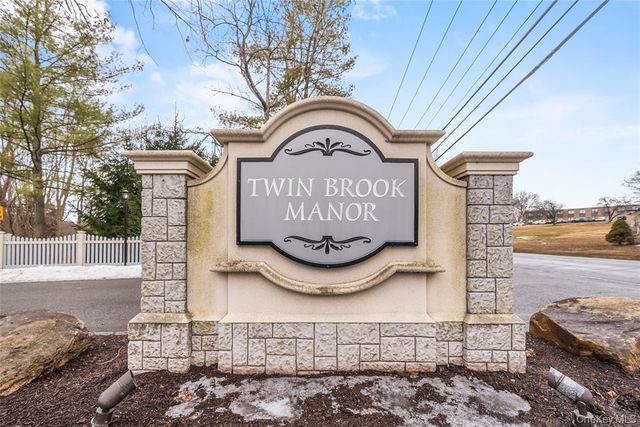 503 Twin Brook Court, Carmel, NY 10512