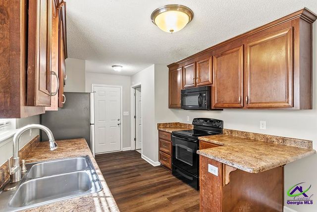 217 Station Way, Warner Robins, GA 31088