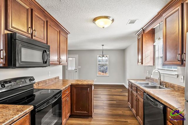 217 Station Way, Warner Robins, GA 31088