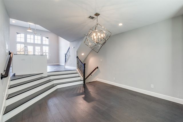 1348 Arch Place, Dallas, TX 75215