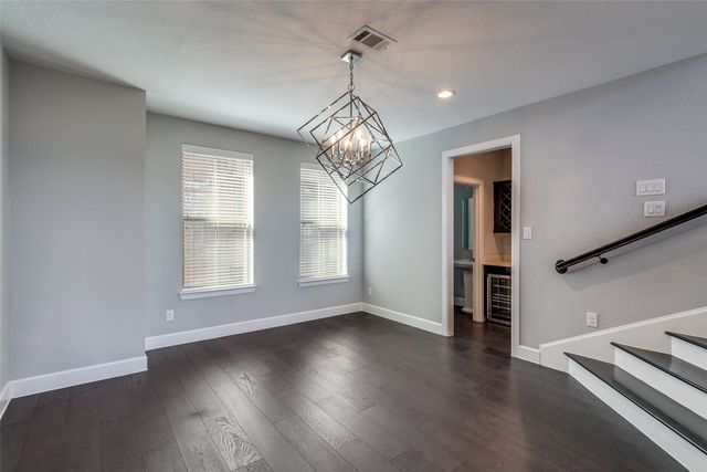 1348 Arch Place, Dallas, TX 75215