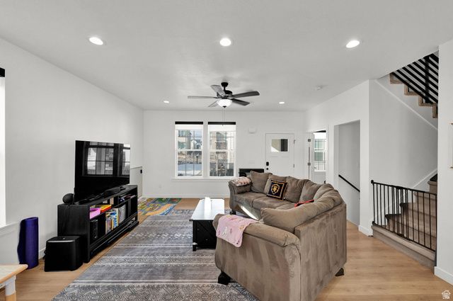 11161 S CHEVIOT HILLS LN, South Jordan, UT 84009