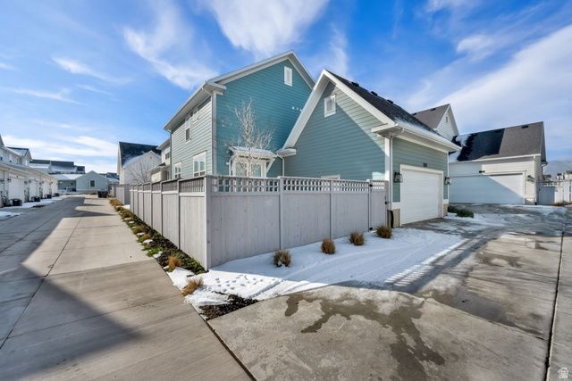 11161 S CHEVIOT HILLS LN, South Jordan, UT 84009