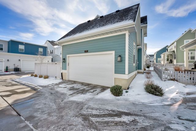 11161 S CHEVIOT HILLS LN, South Jordan, UT 84009