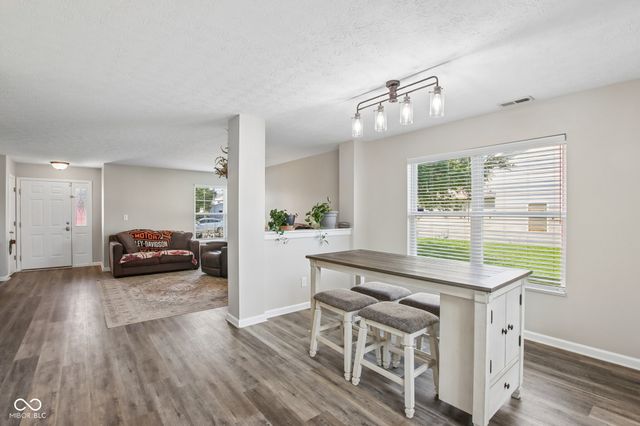 1103 Spring Meadow Court, Franklin, IN 46131