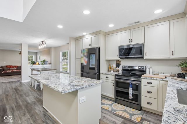 1103 Spring Meadow Court, Franklin, IN 46131