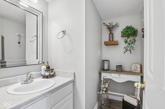 1103 Spring Meadow Court, Franklin, IN 46131