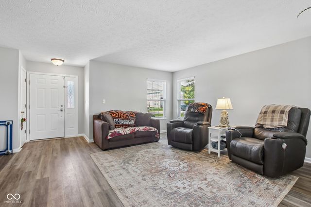1103 Spring Meadow Court, Franklin, IN 46131