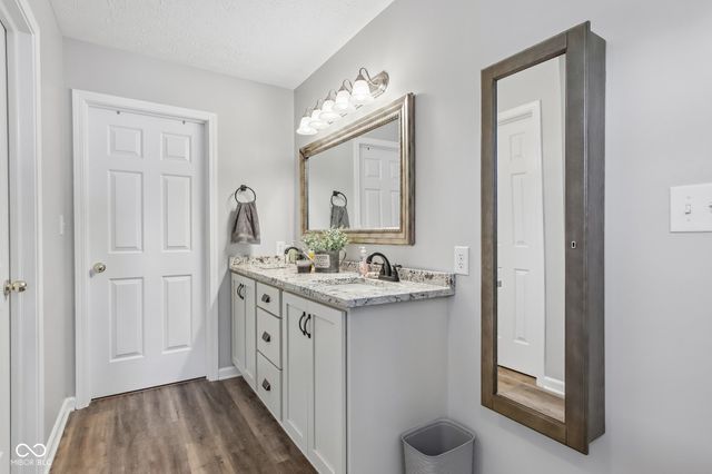 1103 Spring Meadow Court, Franklin, IN 46131