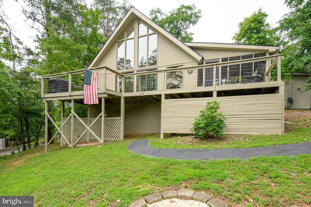 496 WINTER CAMP, Hedgesville, WV 25427
