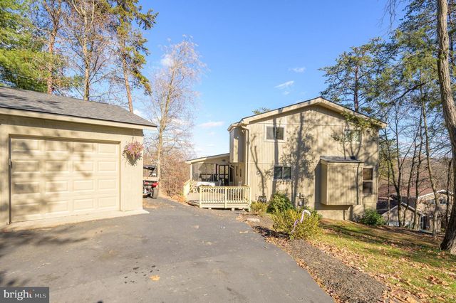 496 WINTER CAMP, Hedgesville, WV 25427