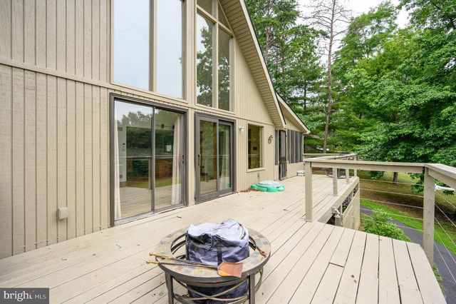496 WINTER CAMP, Hedgesville, WV 25427