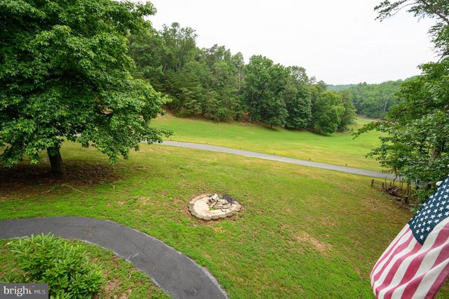 496 WINTER CAMP, Hedgesville, WV 25427
