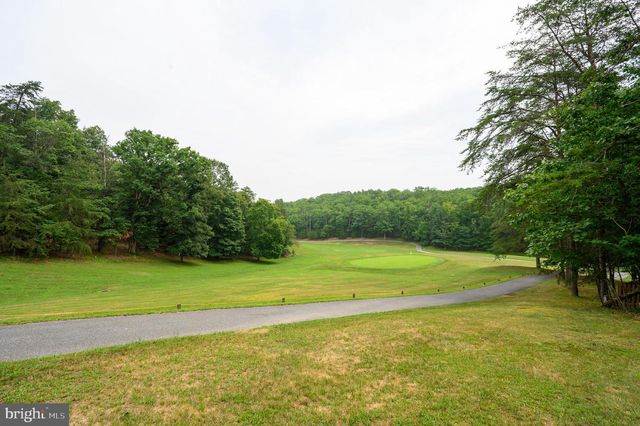 496 WINTER CAMP, Hedgesville, WV 25427