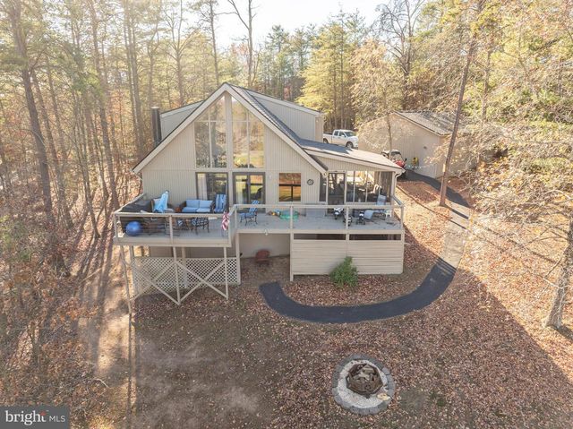 496 WINTER CAMP, Hedgesville, WV 25427