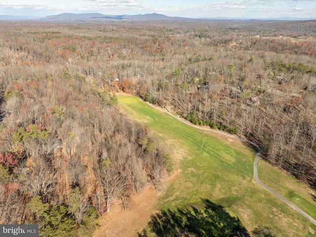 496 WINTER CAMP, Hedgesville, WV 25427