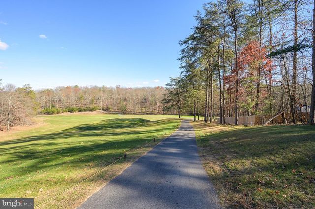 496 WINTER CAMP, Hedgesville, WV 25427