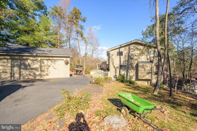 496 WINTER CAMP, Hedgesville, WV 25427