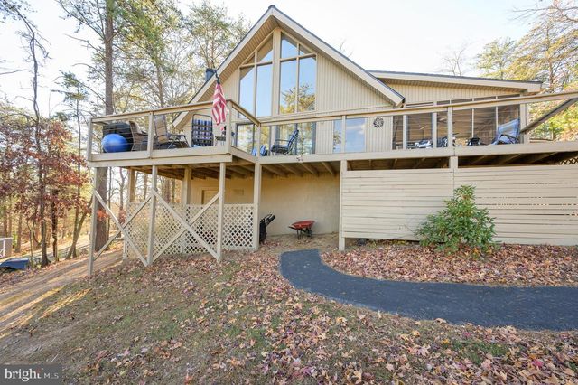 496 WINTER CAMP, Hedgesville, WV 25427