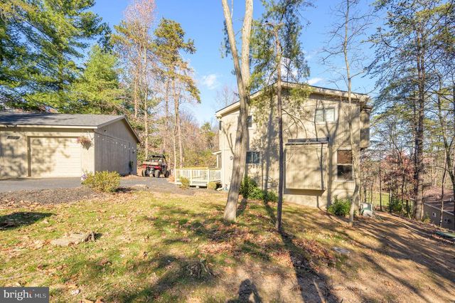 496 WINTER CAMP, Hedgesville, WV 25427