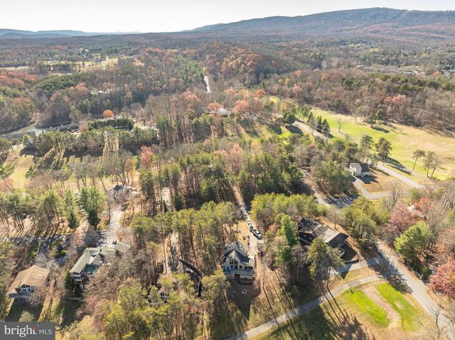 496 WINTER CAMP, Hedgesville, WV 25427