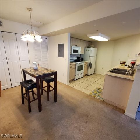 1769 Four Mile Cove PKWY 911, Cape Coral, FL 33990