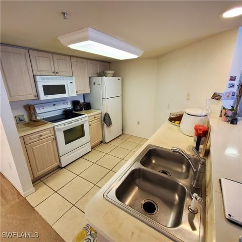 1769 Four Mile Cove PKWY 911, Cape Coral, FL 33990