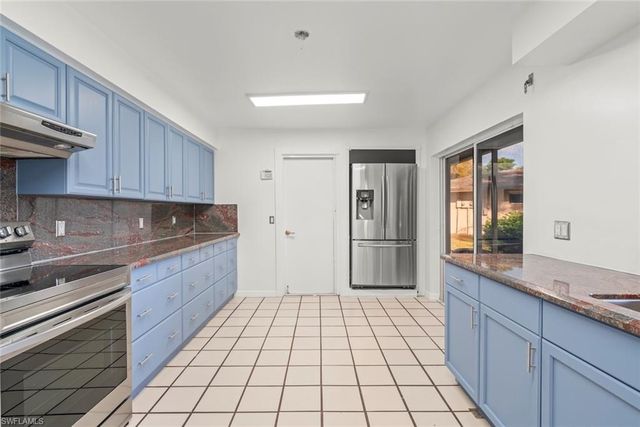 5840 CRABWOOD CT, Fort Myers, FL 33919