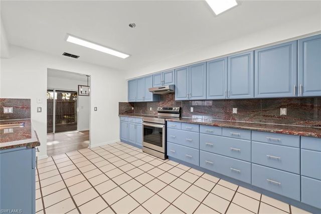5840 CRABWOOD CT, Fort Myers, FL 33919