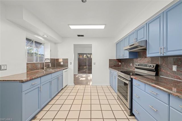 5840 CRABWOOD CT, Fort Myers, FL 33919
