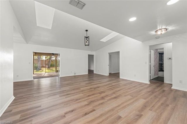 5840 CRABWOOD CT, Fort Myers, FL 33919