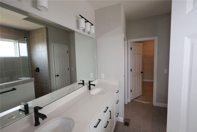652 Goldfinch Drive, Beavercreek, OH 45434