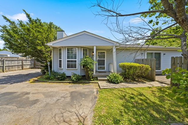 3011 Casa Dr, Nashville, TN 37214