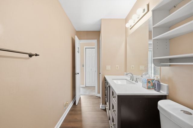 3011 Casa Dr, Nashville, TN 37214