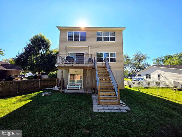 8 ELK LN, Elkton, MD 21921