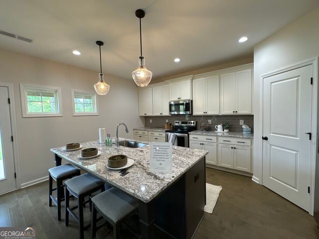 4312 Cornwall Drive, Forsyth, GA 31029