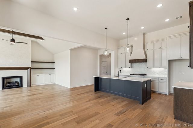 2722 E 134th Circle, Bixby, OK 74008