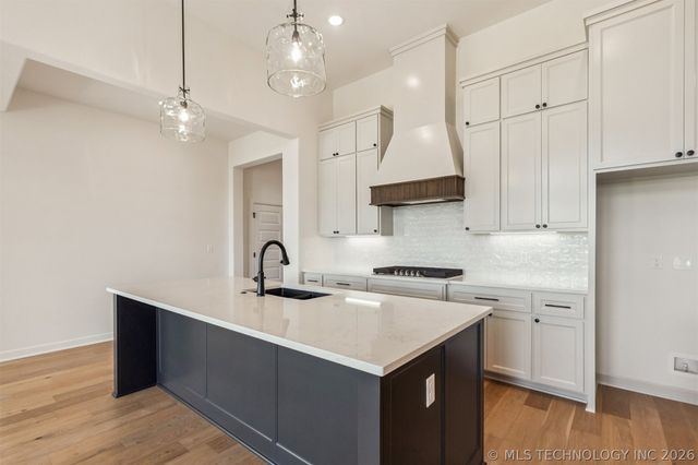 2722 E 134th Circle, Bixby, OK 74008