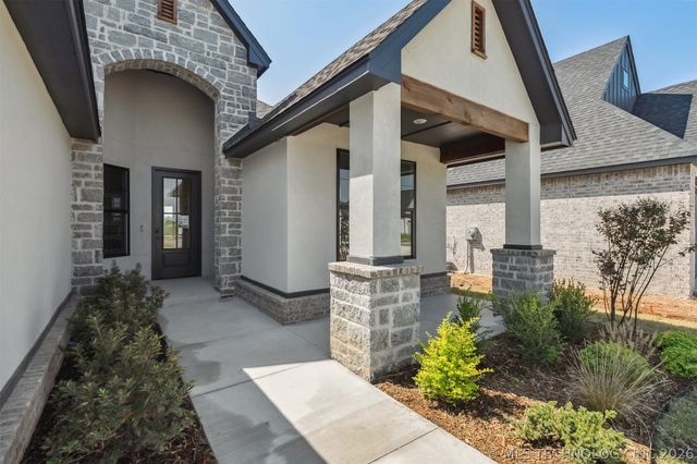 2722 E 134th Circle, Bixby, OK 74008