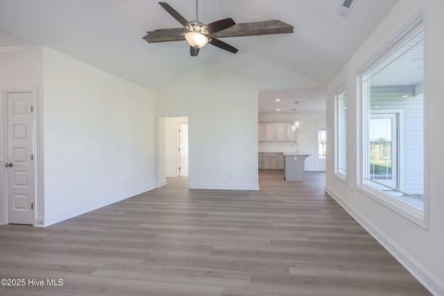 103 Sunny Acres Lane, Clinton, NC 28328